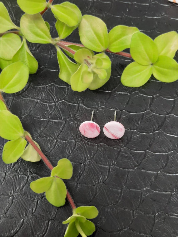 Stekertje klei marbelicious wit roze rond mini